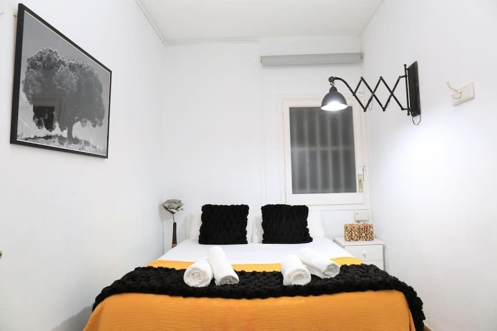 One Bedroom In Eixample ! Apartment