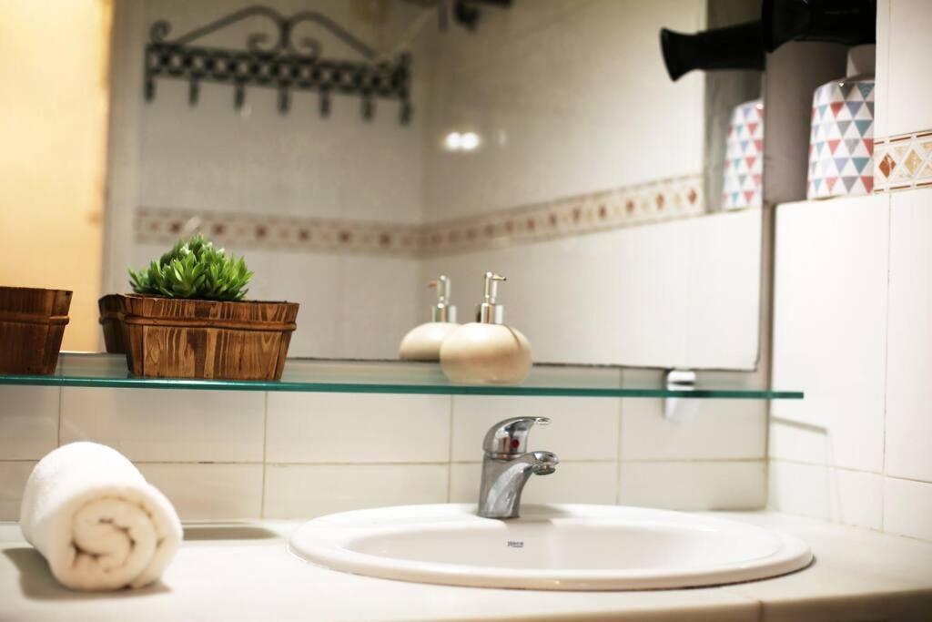One Bedroom In Eixample ! Appartement *